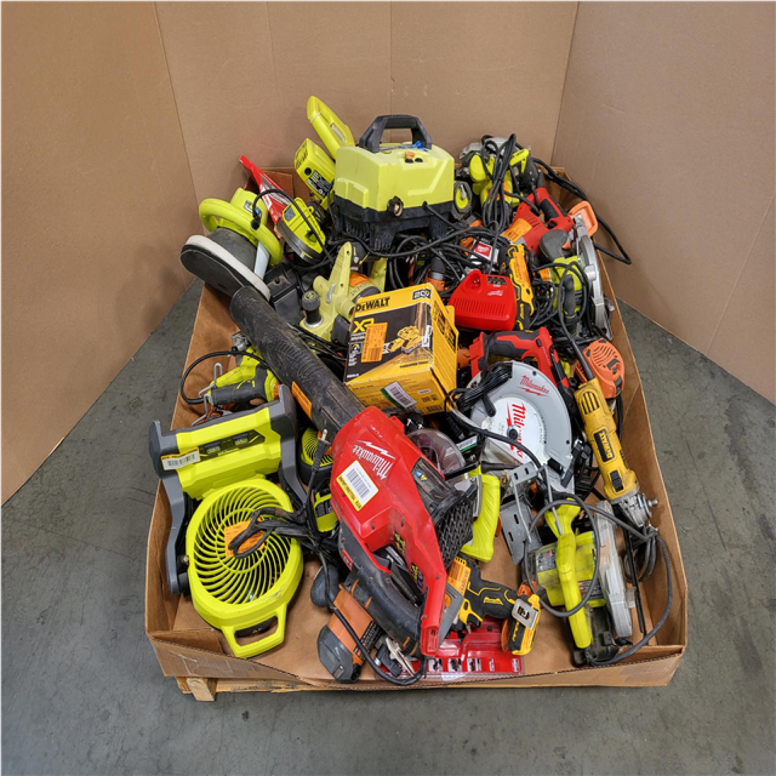 CALIFORNIA AS-IS TOOL PALLET