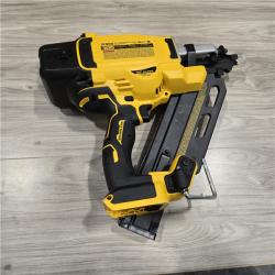 AS-IS DeWalt 20V MAX Cordless 30 Deg Framing Nailer Kit (Battery & Charger) 20 V