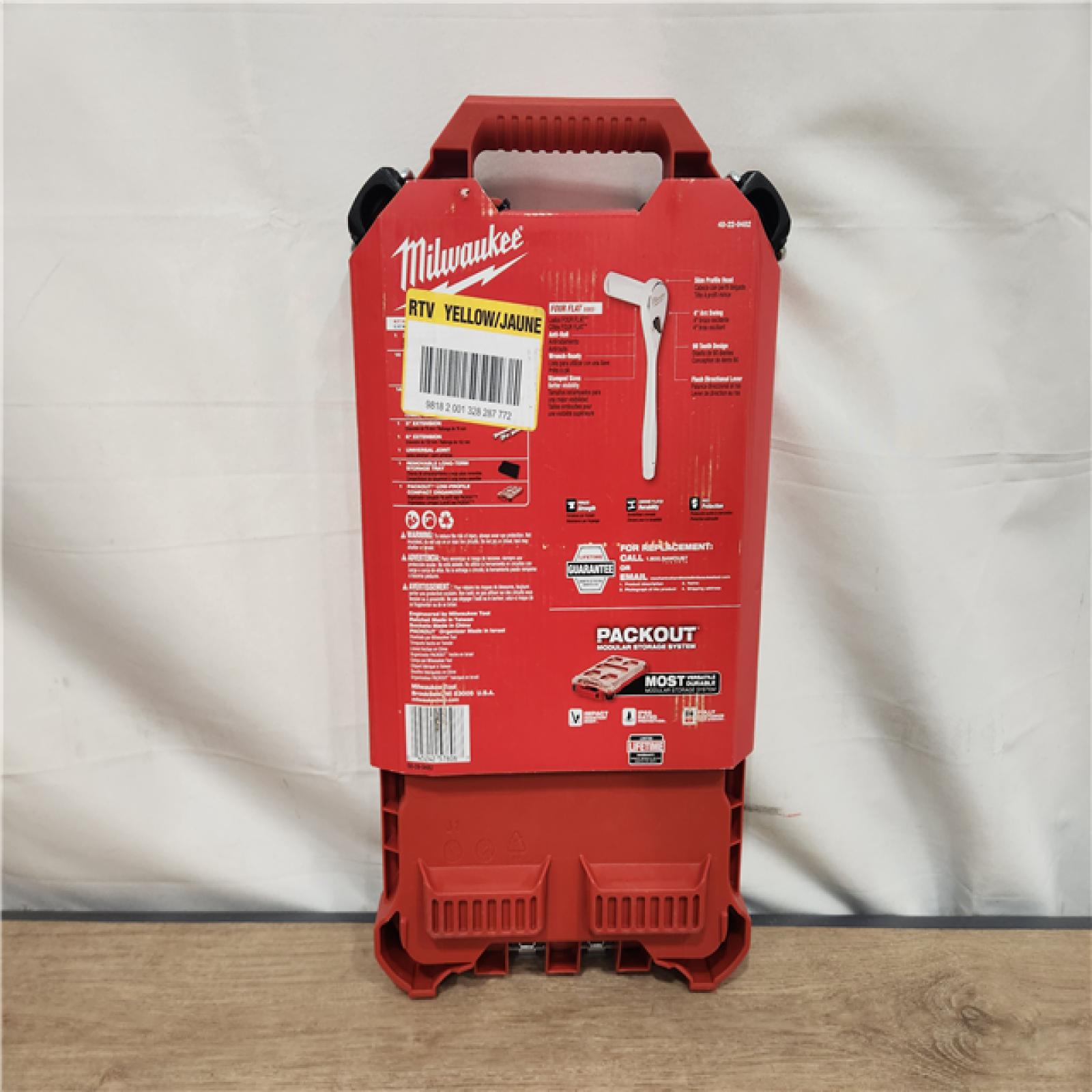 NEW- 3/8 in. Drive Metric Ratchet and Socket Mechanics Tool Set with PACKOUT Case (32-Piece)