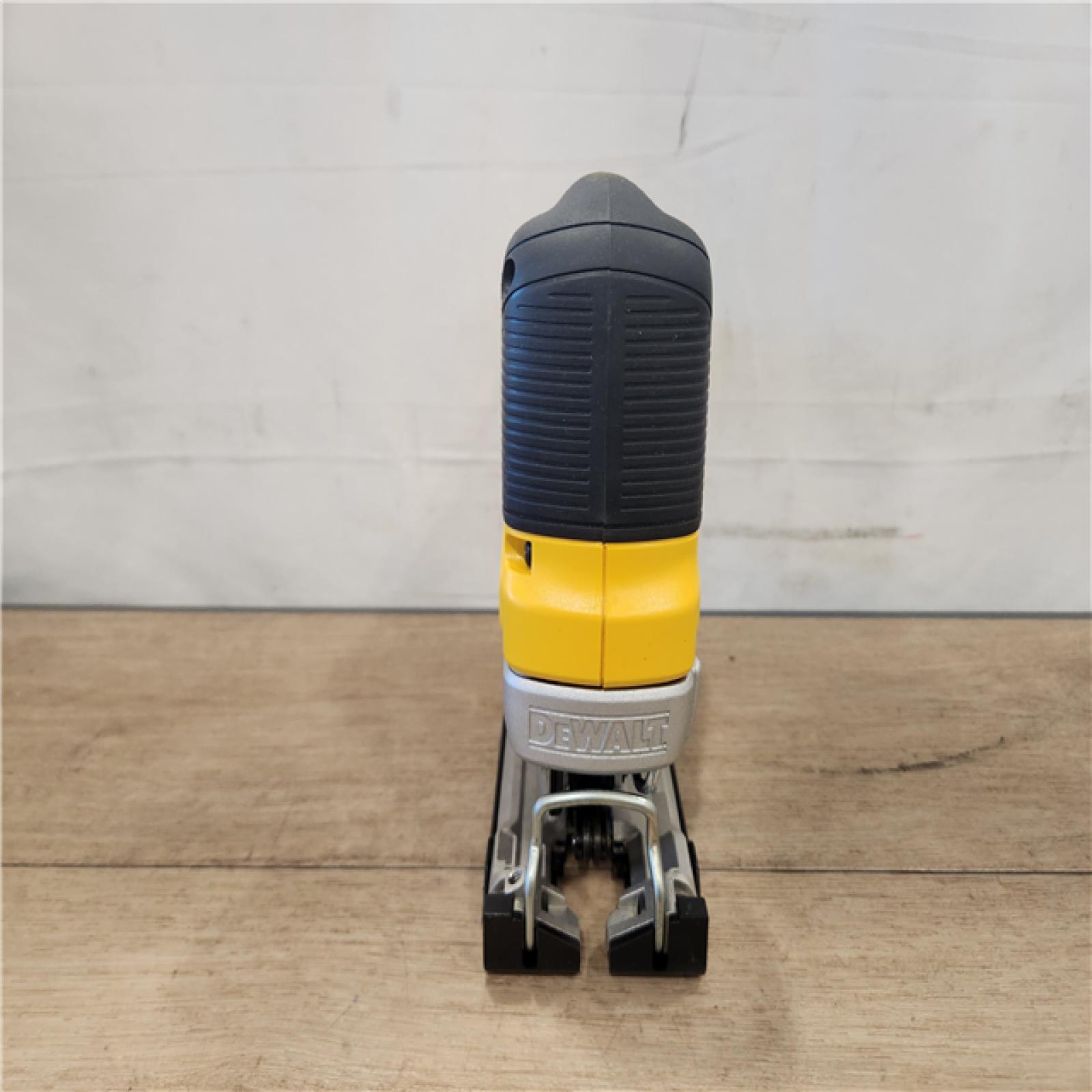 AS-IS- 20V MAX XR Cordless Brushless Jigsaw (Tool Only)