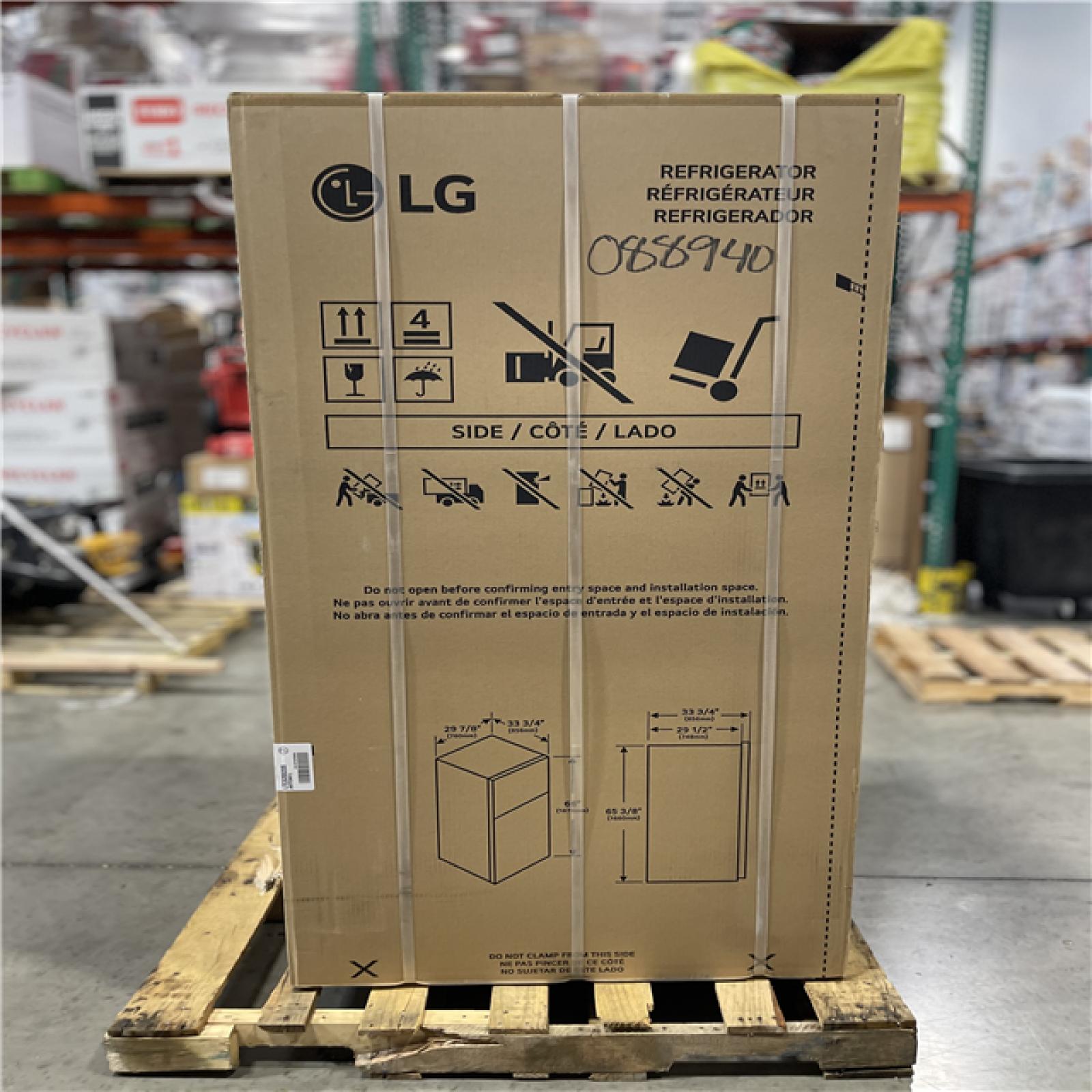 DALLAS LOCATION - LG - 20.2 Cu. Ft. Top-Freezer Refrigerator - Stainless Steel