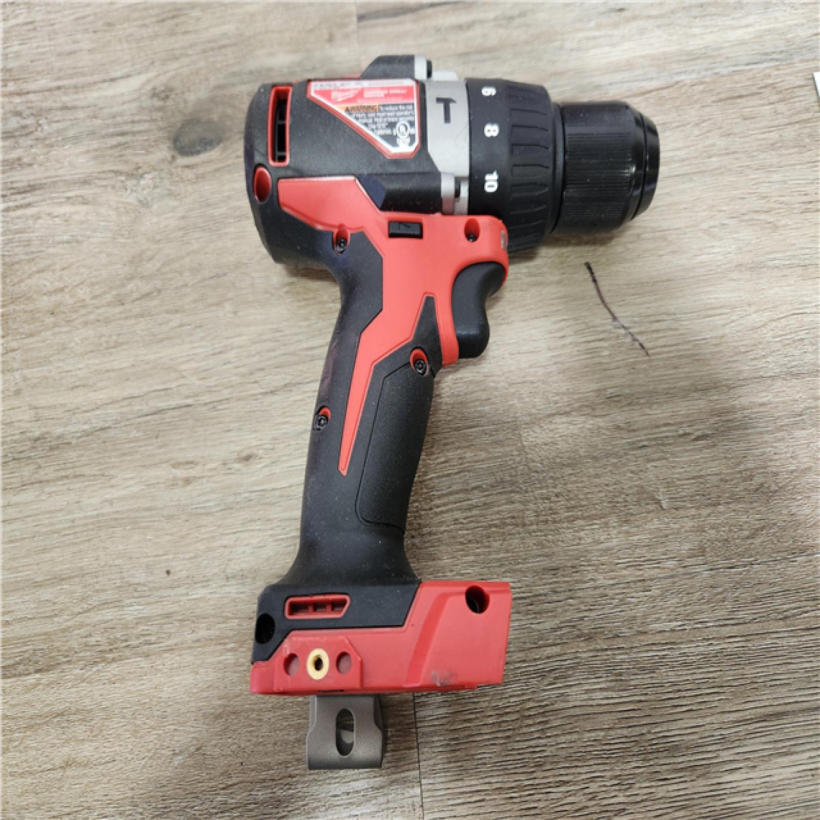 Phoenix Location NEW Milwaukee M18 FUEL 18-V Lithium-Ion Brushless Cordless Hammer Drill and Circular Saw Combo Kit With 2 M18 xc4.0 Lithium Batteries and Charger