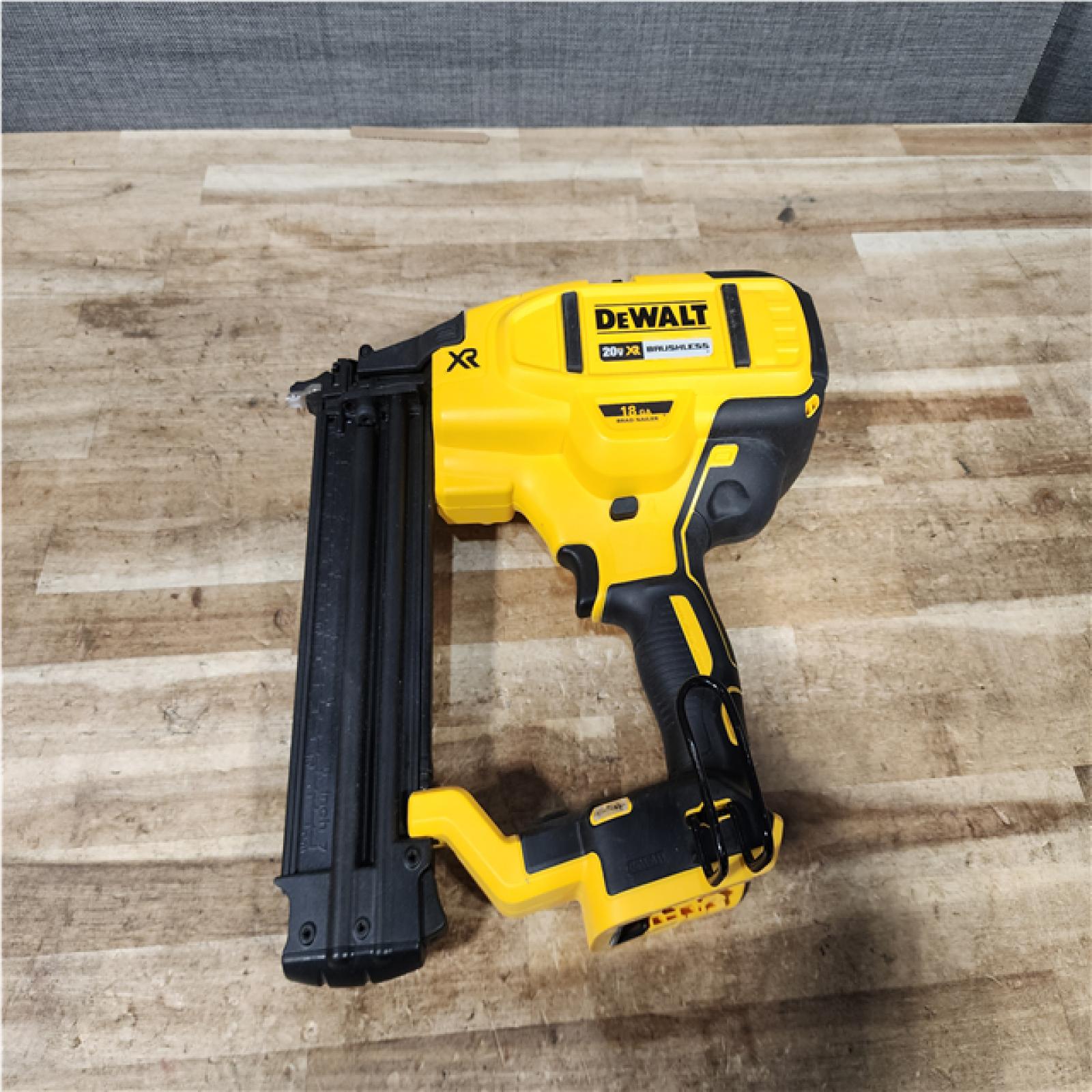Houston Location AS-IS DEWALT 20V MAX XR 16-Gauge Lithium-Ion Cordless Finish Nailer (Tool Only)
