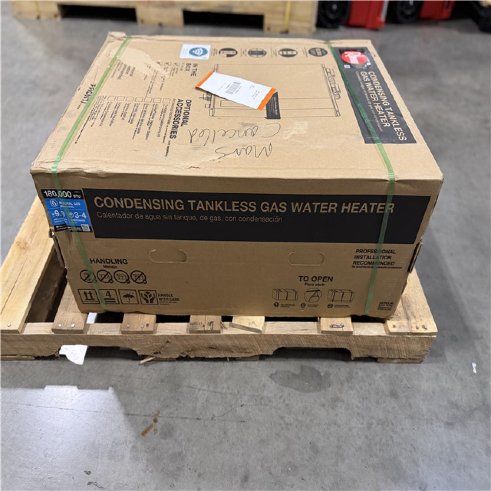 DALLAS LOCATION - Rheem Performance Platinum 9.0 GPM Smart Super High Efficiency Indoor or Outdoor Natural Gas Tankless Water Heater