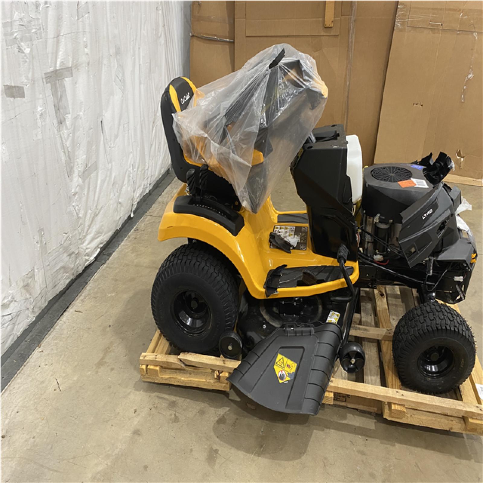 Houston Location - AS-IS Outdoor Power Equipment CUB CADET 46 IN SIT DOWN MOWER