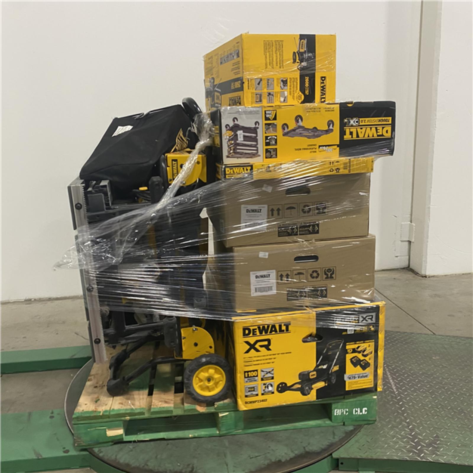 Dallas Location - As-Is Tool Pallet