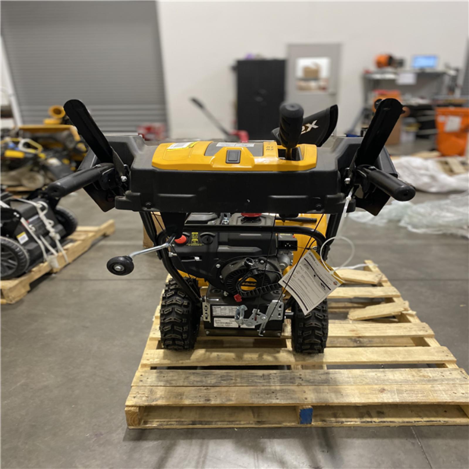 Dallas Location - As-Is Cub Cadet 2 in. x 24 in. 208 cc Electric Start Gas 2-Stage Snow Blower