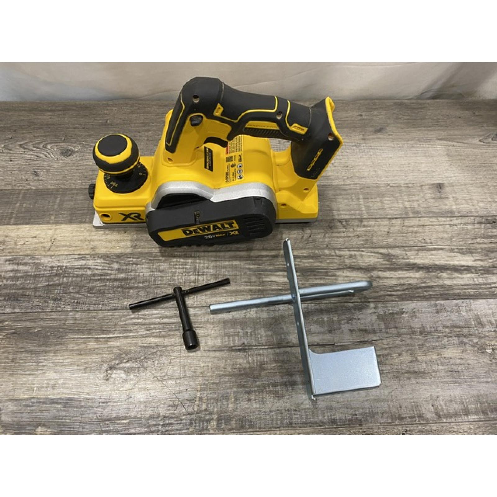 AS-IS DEWALT 20V MAX XR Cordless Brushless 3-1/4 in. Planer (Tool Only)