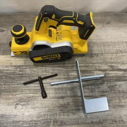 AS-IS DEWALT 20V MAX XR Cordless Brushless 3-1/4 in. Planer (Tool Only)