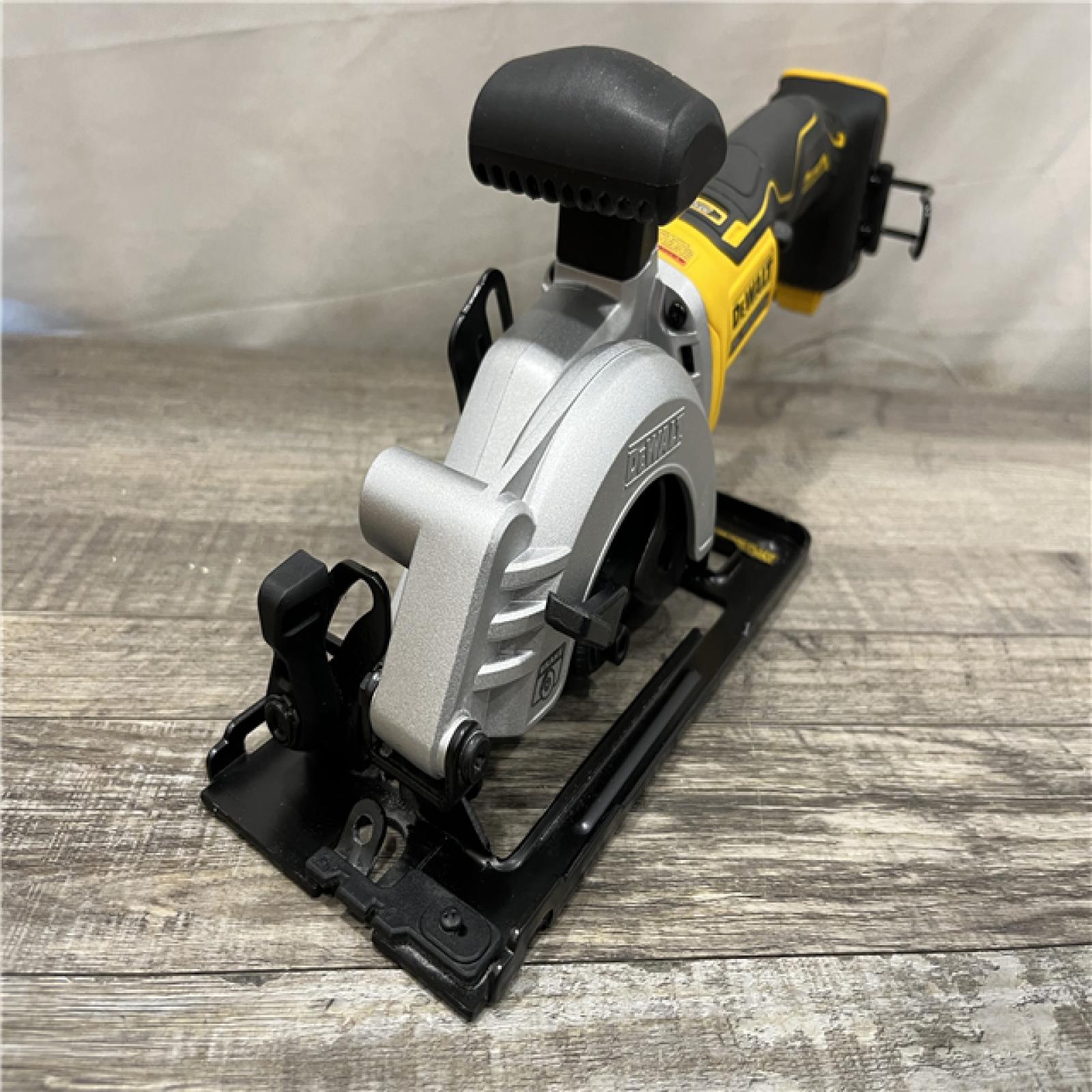 AS-IS DEWALT ATOMIC 20V MAX Cordless Brushless 4-1/2 in. Circular Saw (Tool Only)