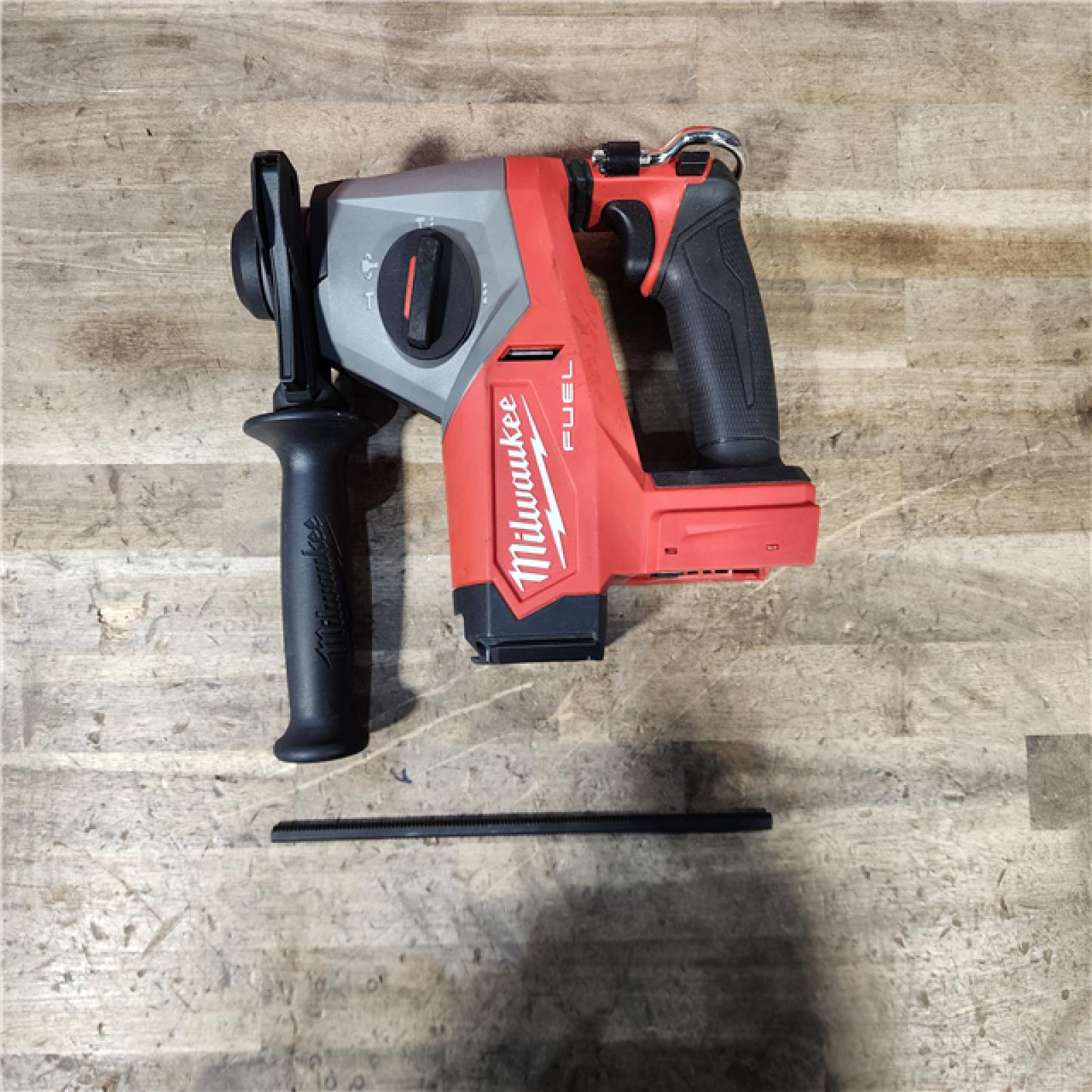 HOUSTON LOCATION - AS-IS Milwaukee M18 FUEL 18V Lithium-Ion Brushless Cordless 5/8 in. SDS-Plus Rotary Hammer (Tool-Only)