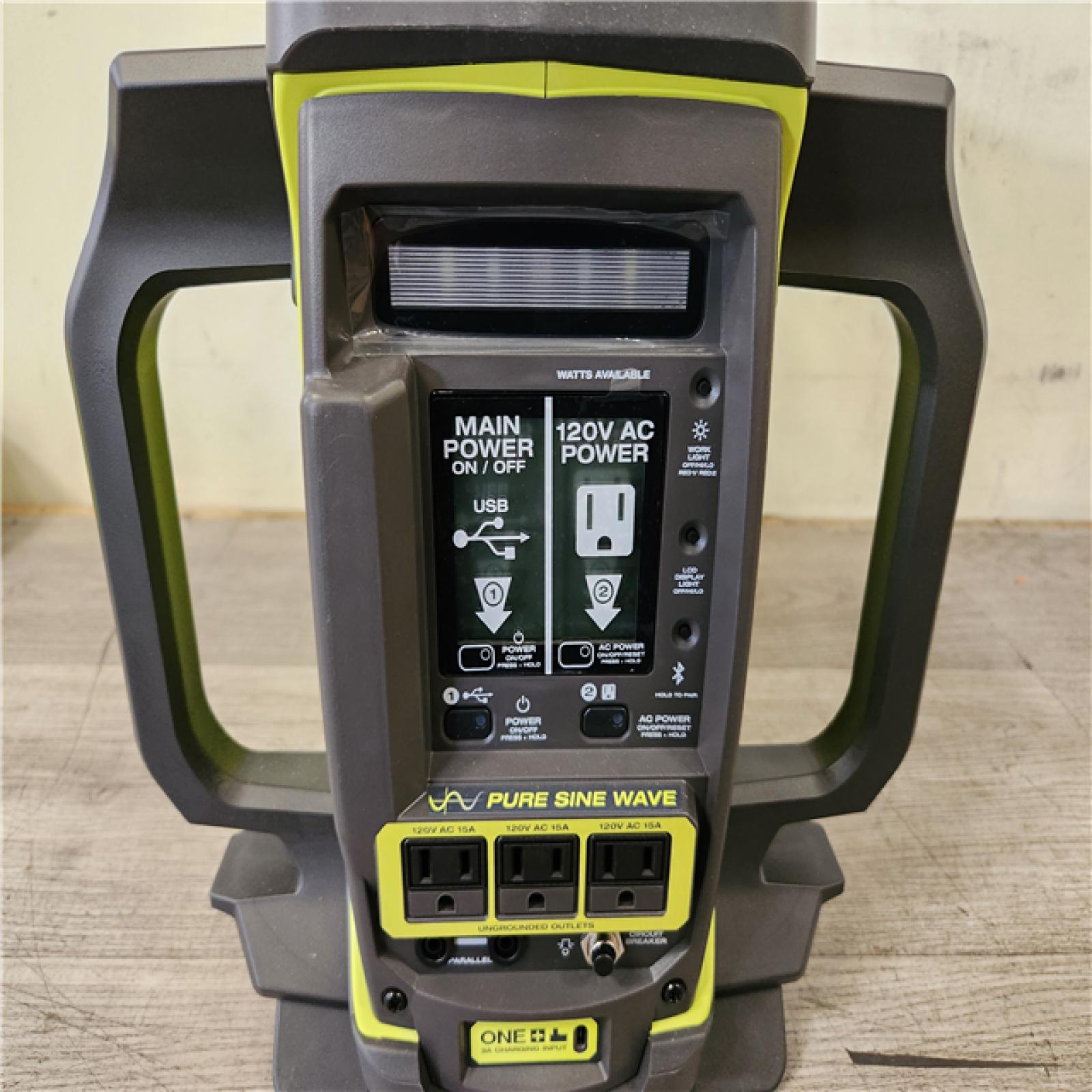 Phoenix NEW RYOBI 18V ONE+ 1800-Watt Portable Battery Inverter Power Station/8-Port Charger (Tool Only)