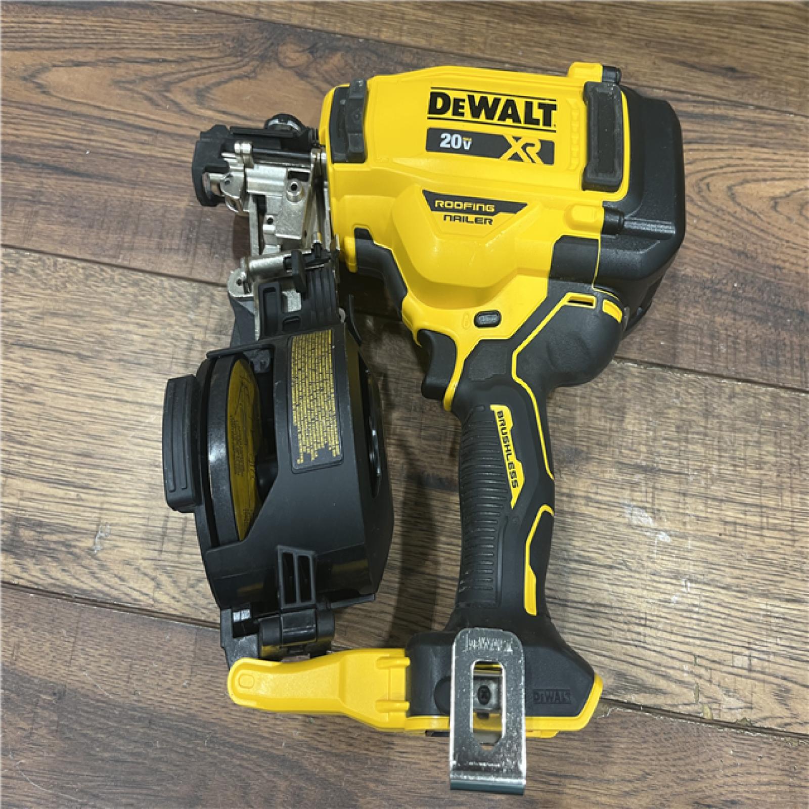 AS-IS DEWALT 20V MAX Cordless Brushless Hammer Drill/Driver 2 Tool Combo Kit with FLEXVOLT ADVANTAGE