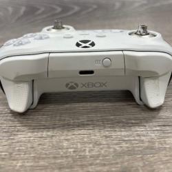 AS-IS  XBOX Elite Wireless Controller Series 2 - White