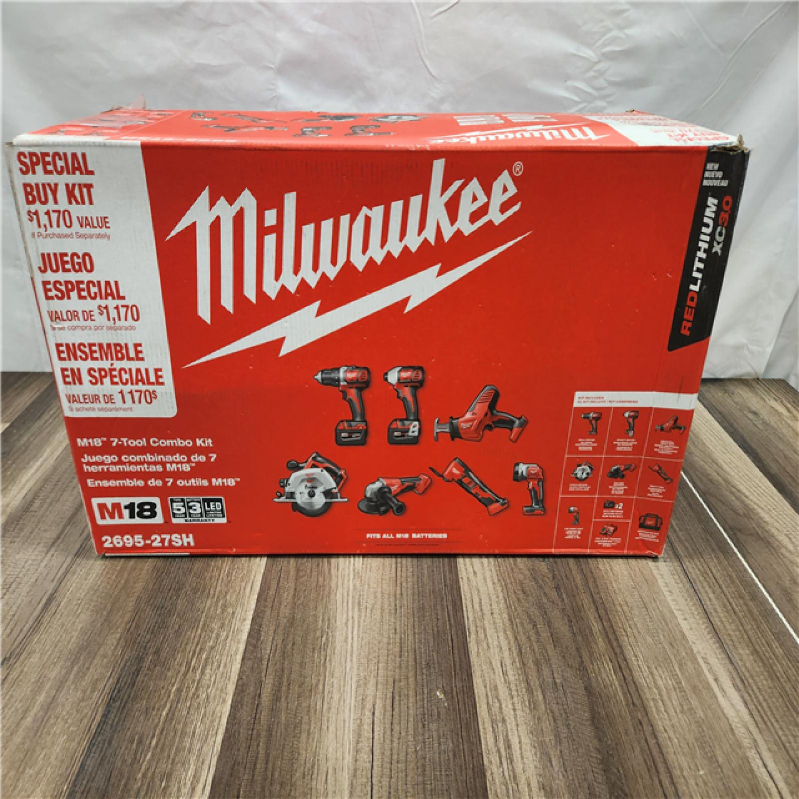 LIKE NEW! Milwaukee M18 18-Volt Lithium-Ion Cordless Combo Kit 7-Tool with 2-Batteries, Charger and Tool Bag