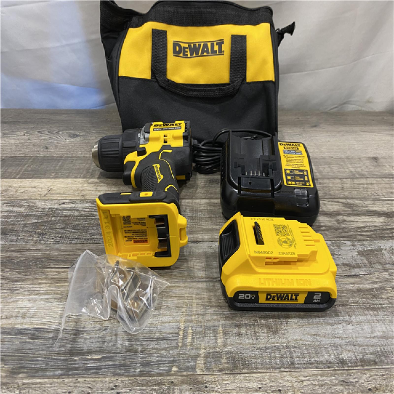 AS-IS DEWALT Atomic 20V Lithium-Ion Cordless Compact 1/2 in. Drill/Driver Kit