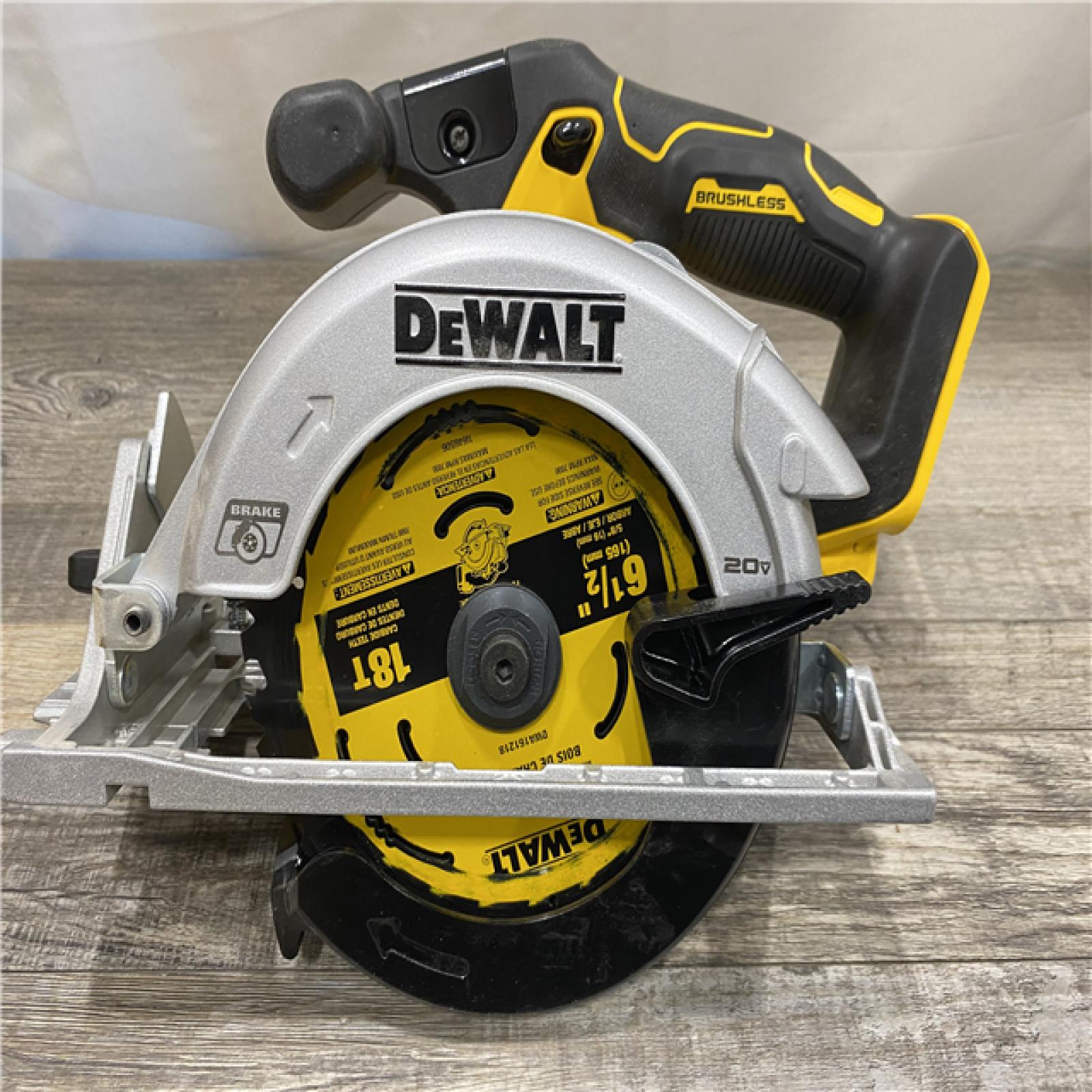 AS-IS DEWALT 20V MAX Cordless Brushless 6-1/2 in. Sidewinder Style Circular Saw (Tool Only)