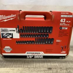 NEW - Milwaukee SHOCKWAVE 3/8 in. Drive SAE and Metric 6 Point Impact Socket Set (43-Piece)