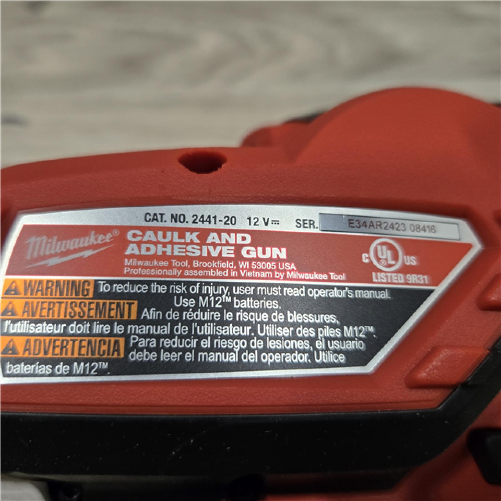 AS-IS Milwaukee 2441-20 M12 12V Cordless 10oz Caulk/Adhesive Gun (Tool Only)