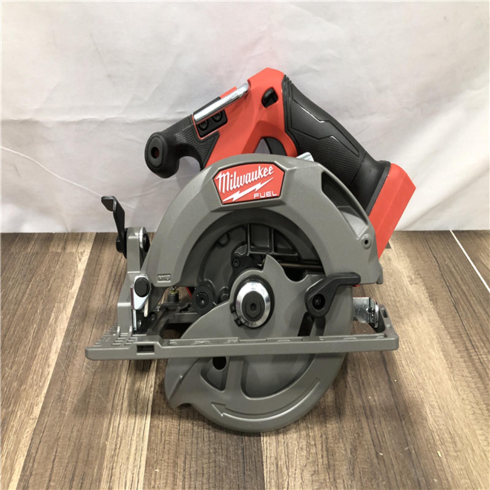 AS-IS Milwaukee FUEL 18V Lithium-Ion Brushless Cordless 6-1/2 in. Circular Saw (Tool-Only)