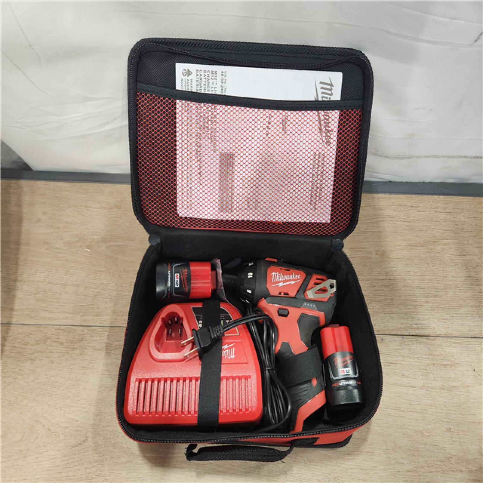 AS-IS- Milwaukee 12V Lithium-Ion Cordless 1/4 in. Hex Screwdriver Kit