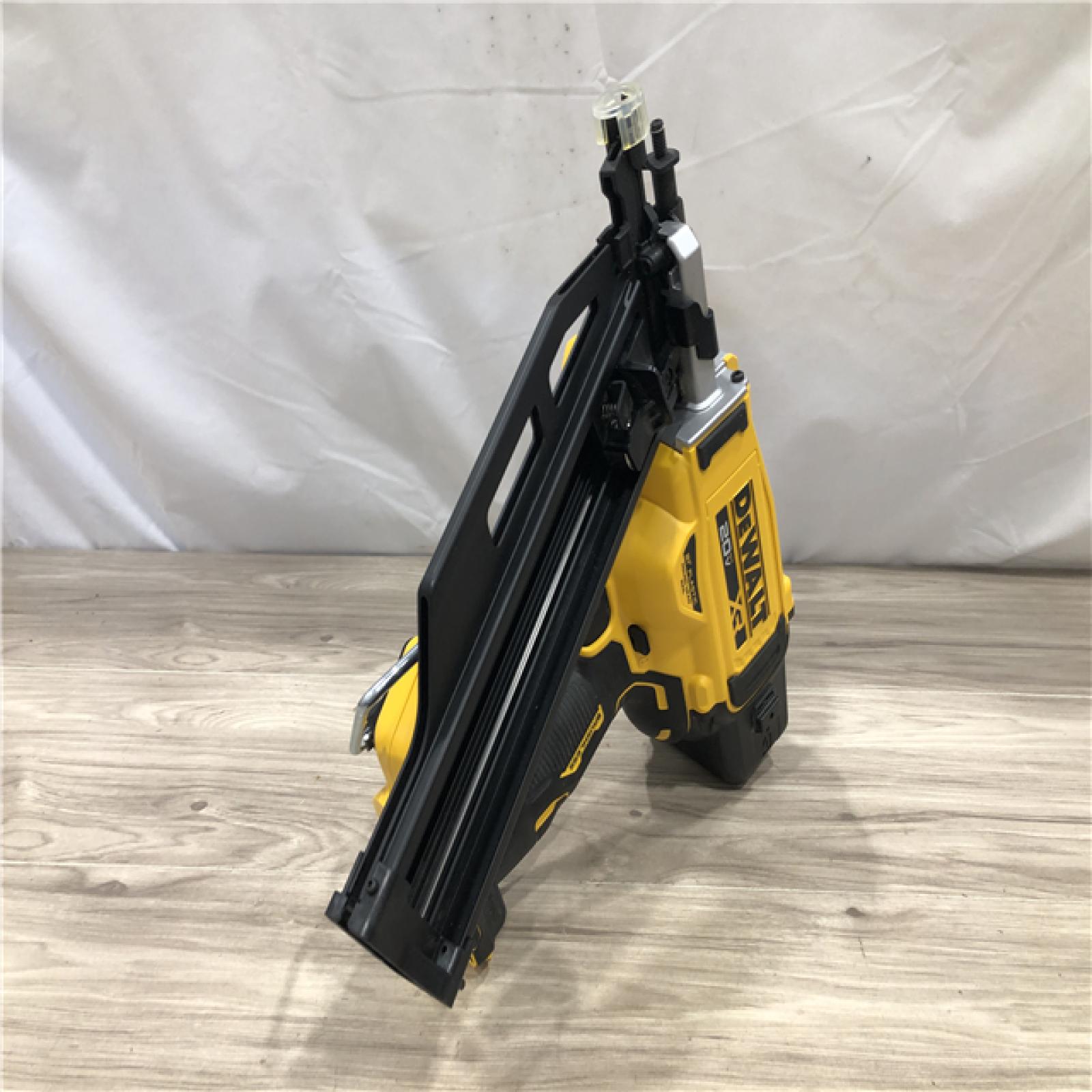 AS-IS DEWALT 20-Volt 21° Cordless Framing Nailer (Tool-Only)