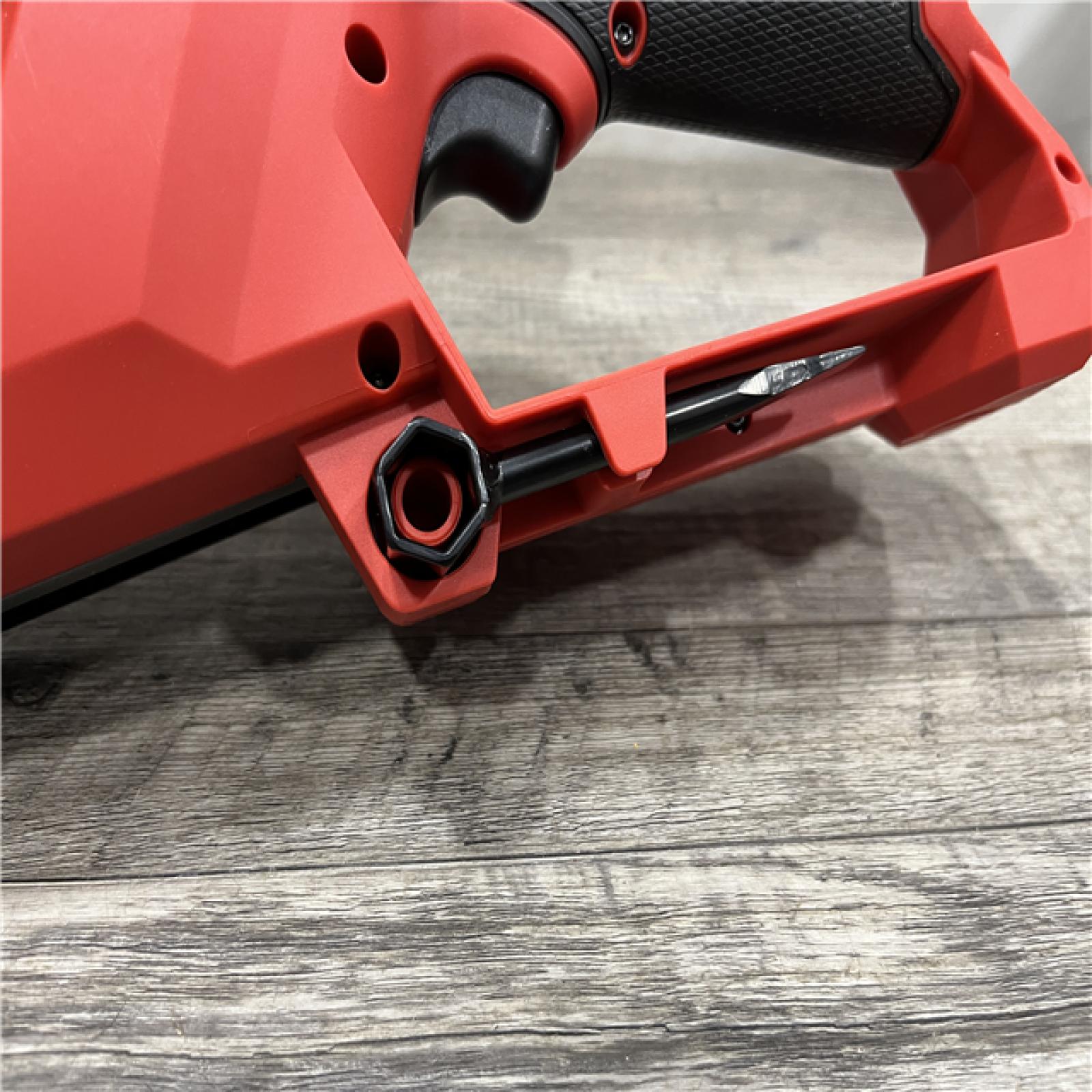 AS-IS Milwaukee FUEL 6 in. 12V Lithium-Ion Brushless Cordless Pruning Saw HATCHET (Tool-Only)