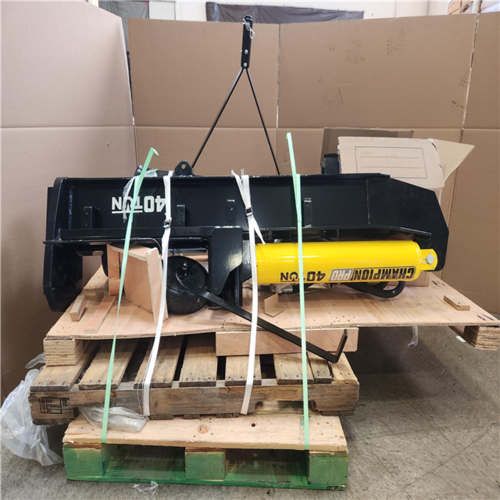 Phoenix AS-IS Champion Power Equipment 40 Ton 338cc PRO Vertical/Horizontal Operation and Auto Return Gas Wood Log Splitter with Oil Funnel and Hydraulic Oil