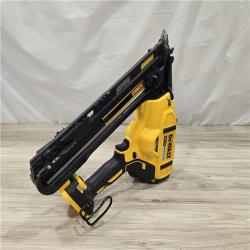 AS-IS DeWalt 15 GA ANGLED FINISH NAILER KIT