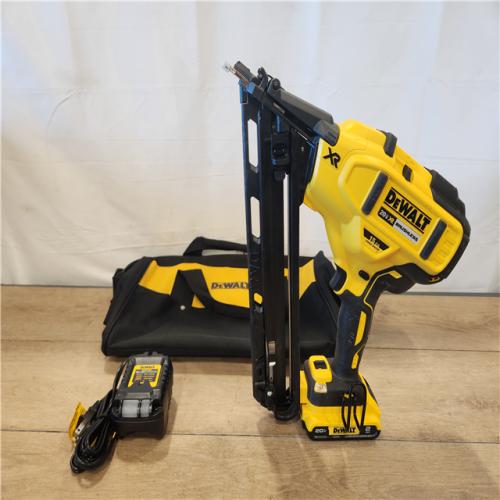 AS-IS- DEWALT 20V MAX XR 15 Ga. Cordless 34 Deg Nailer 20 V
