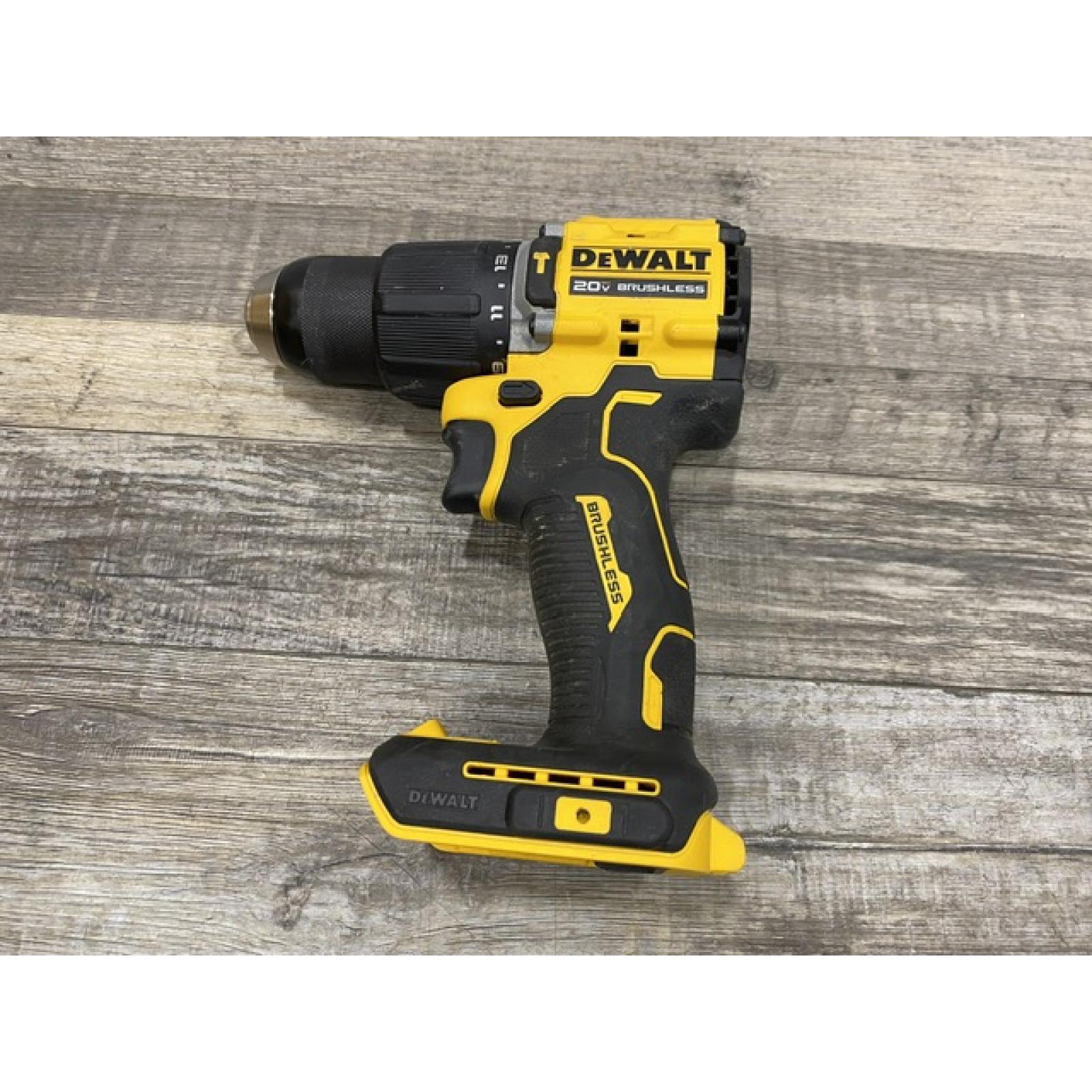 AS-IS DEWALT ATOMIC 20V Lithium-Ion Cordless 1/2 in. Hammer Drill Kit