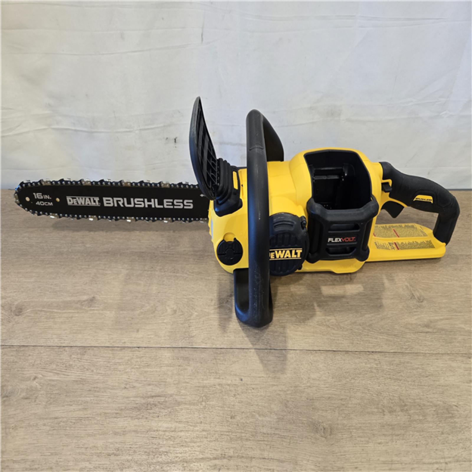 AS-IS DEWALT FLEXVOLT 60V MAX 16in. Cordless Chainsaw Kit