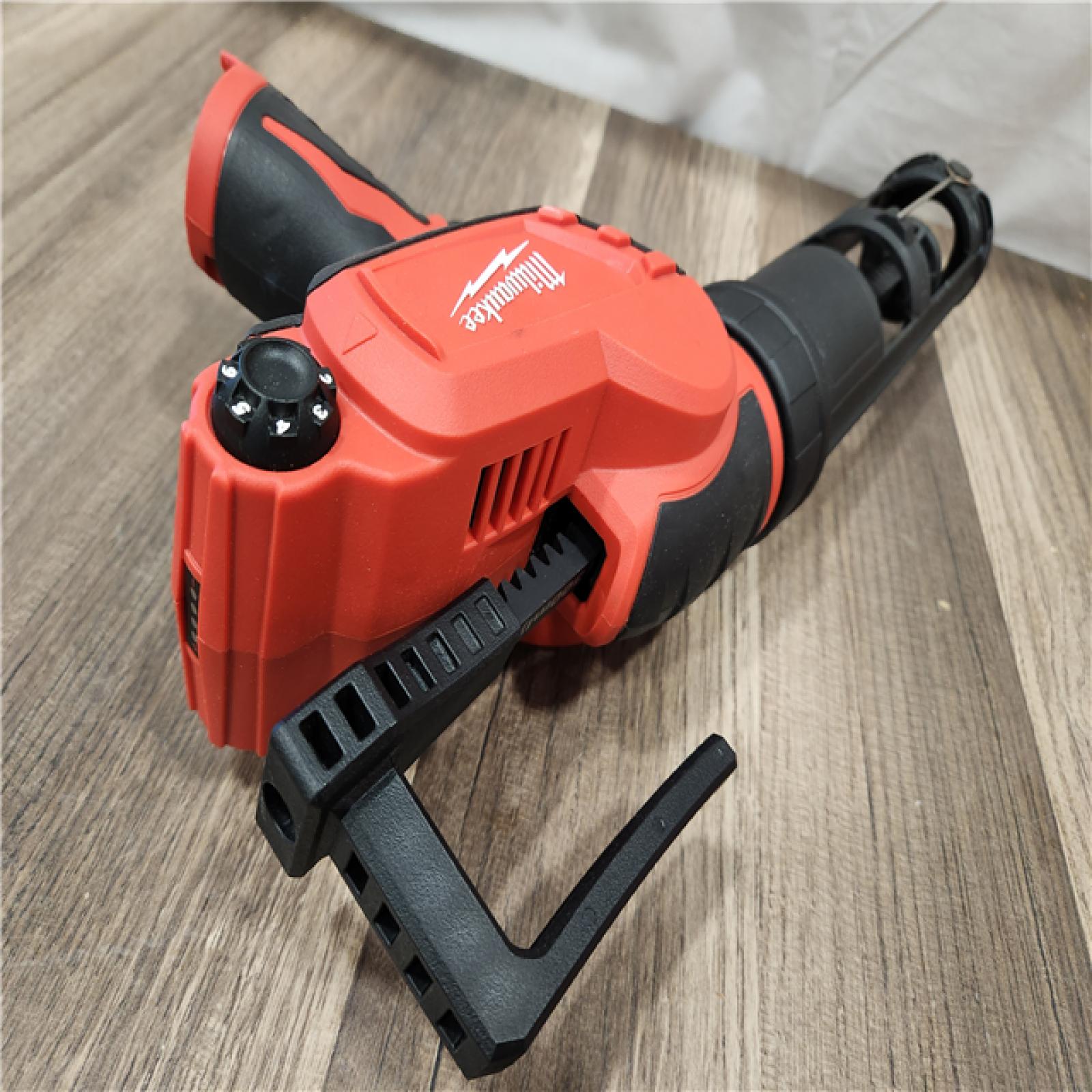 AS-IS- Milwaukee M12 12V Cordless 10oz Caulk/Adhesive Gun (Tool Only)