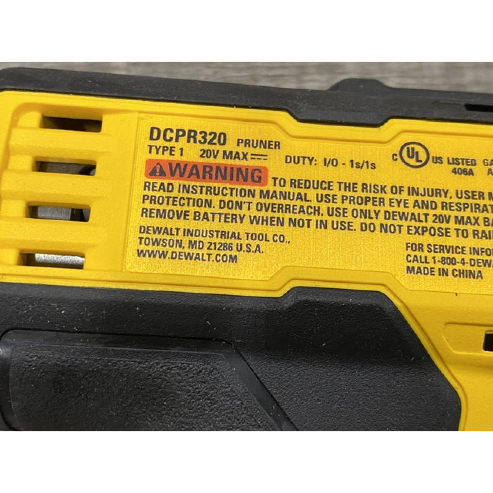 AS-IS DEWALT 20V MAX Cordless Battery Powered Pruner Kit