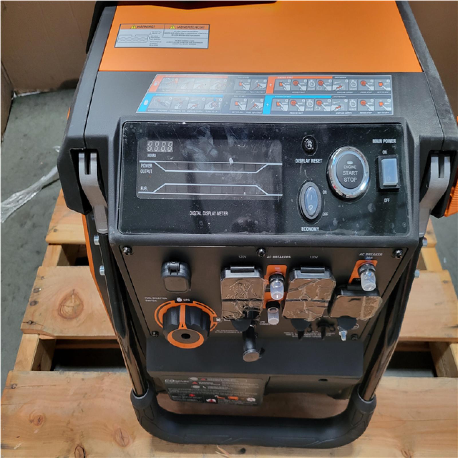 CALIFORNIA AS-IS GENERAC 5200 PEAK WATT/3900 RUNNING WATTS DUAL FUEL INVERTER GENERATOR W/ PUSH TO START