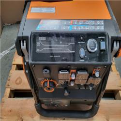 CALIFORNIA AS-IS GENERAC 5200 PEAK WATT/3900 RUNNING WATTS DUAL FUEL INVERTER GENERATOR W/ PUSH TO START