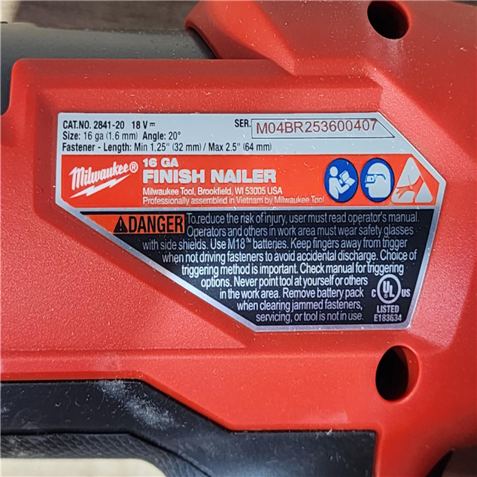HOUSTON LOCATION - AS-IS Milwaukee  FUEL 18-Volt Lithium-Ion Brushless Cordless Gen II 16-Gauge Angled Finish Nailer (Tool-Only)