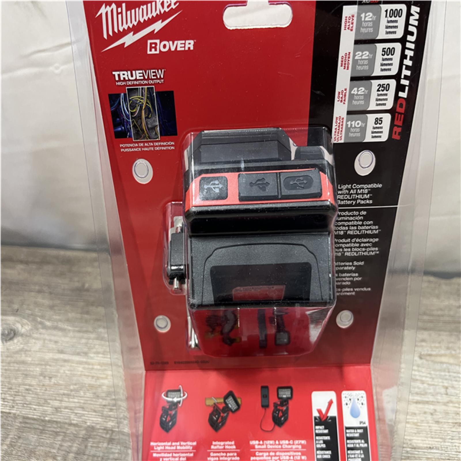 NEW - Milwaukee 18-Volt Lithium-Ion Cordless 1000 Lumens ROVER Compact Folding Flood Light with USB Charging (Tool-Only)