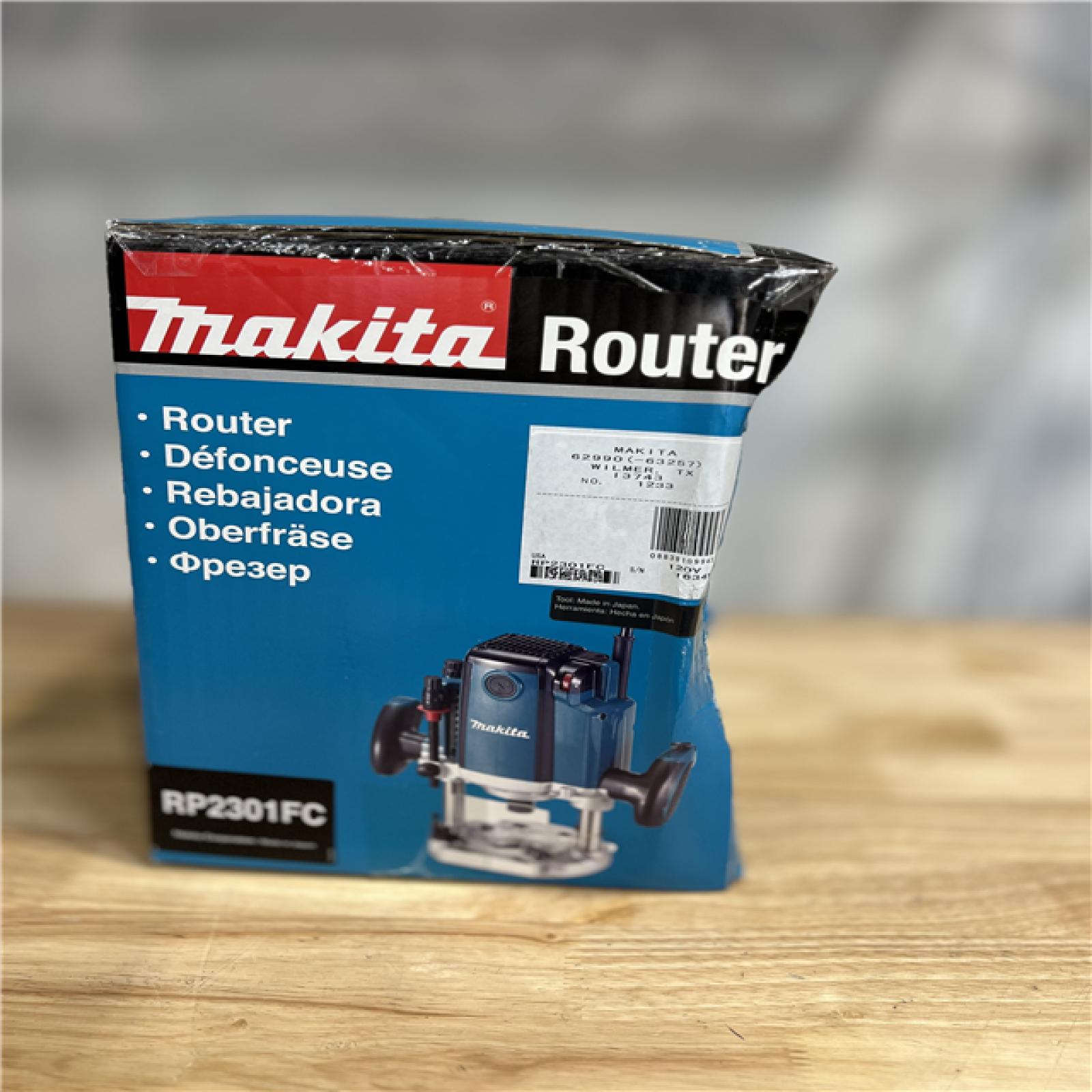 NEW! - Makita 3-1/4 HP Plunge Router with Variable Speed