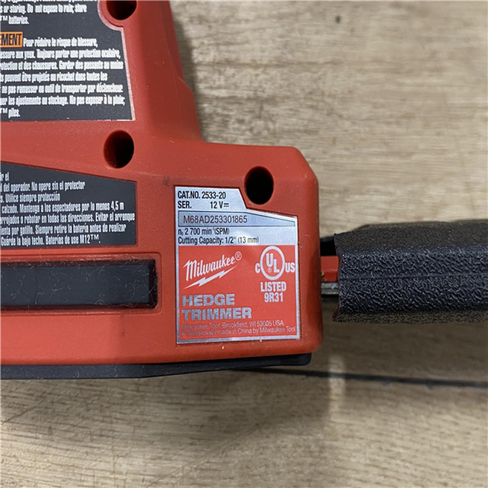 AS-IS Milwaukee FUEL 8 in. 12V Lithium-Ion Brushless Cordless Hedge Trimmer (Tool-Only)