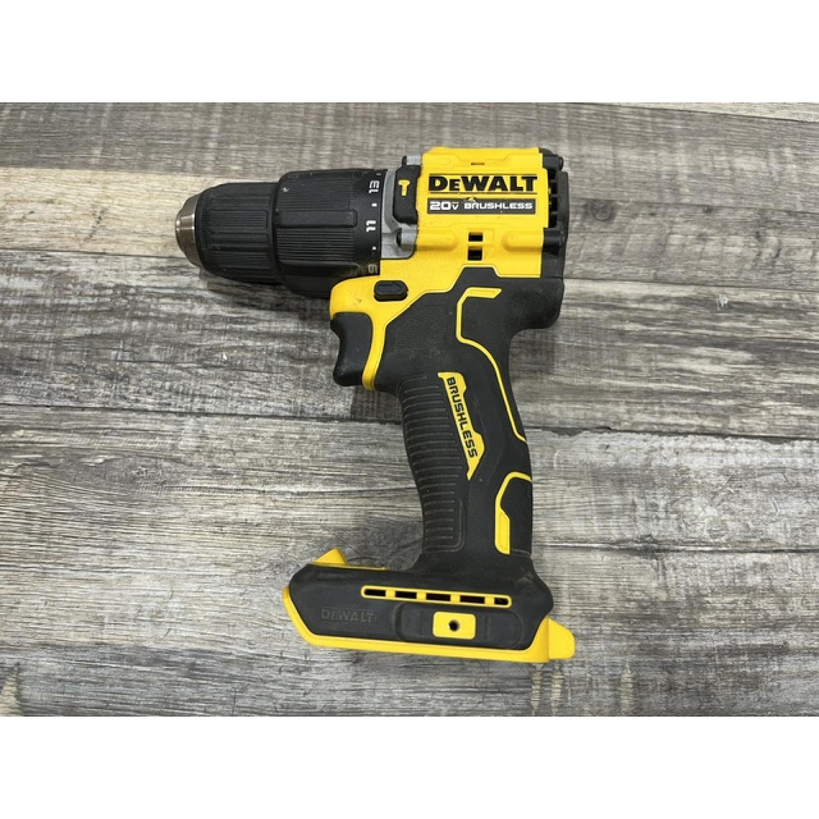 AS-IS DEWALT ATOMIC 20V Lithium-Ion Cordless 1/2 in. Hammer Drill Kit