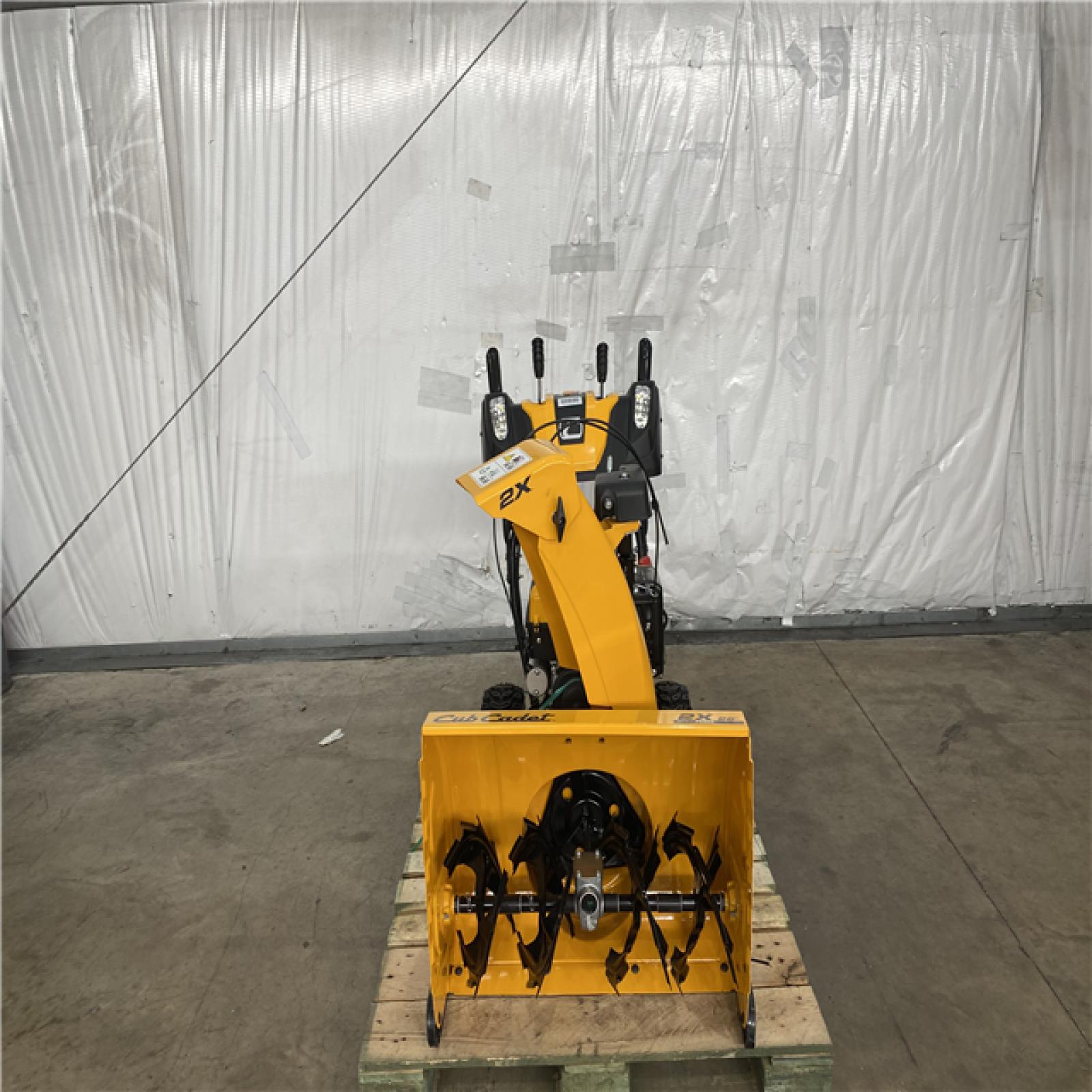 Houston Location AS IS - Cub Cadet 26in Snow Blower