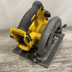 AS-IS DEWALT FLEXVOLT 60V MAX Cordless Brushless 7-1/4 in. Circular Saw with Brake (Tool Only)