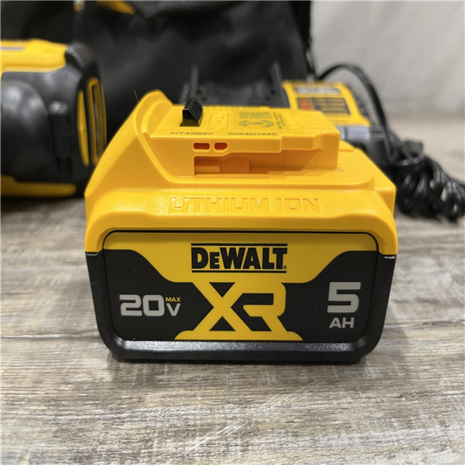 AS-IS DEWALT 20V MAX Lithium-Ion Cordless 1/2 in. Impact Wrench Kit