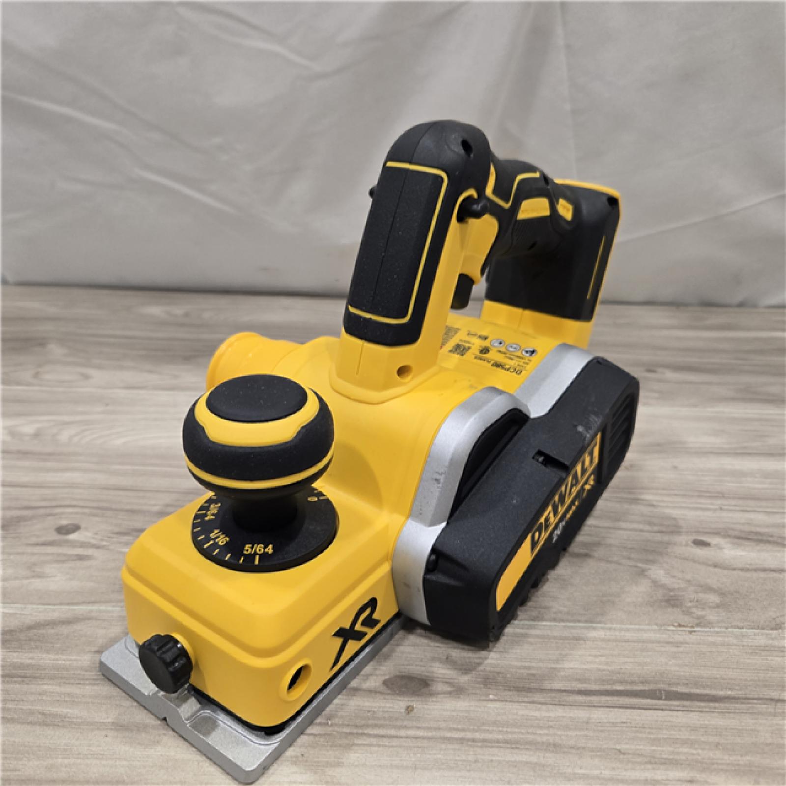 AS-IS DEWALT DCP580B 20V MAX Planer (Tool-Only)