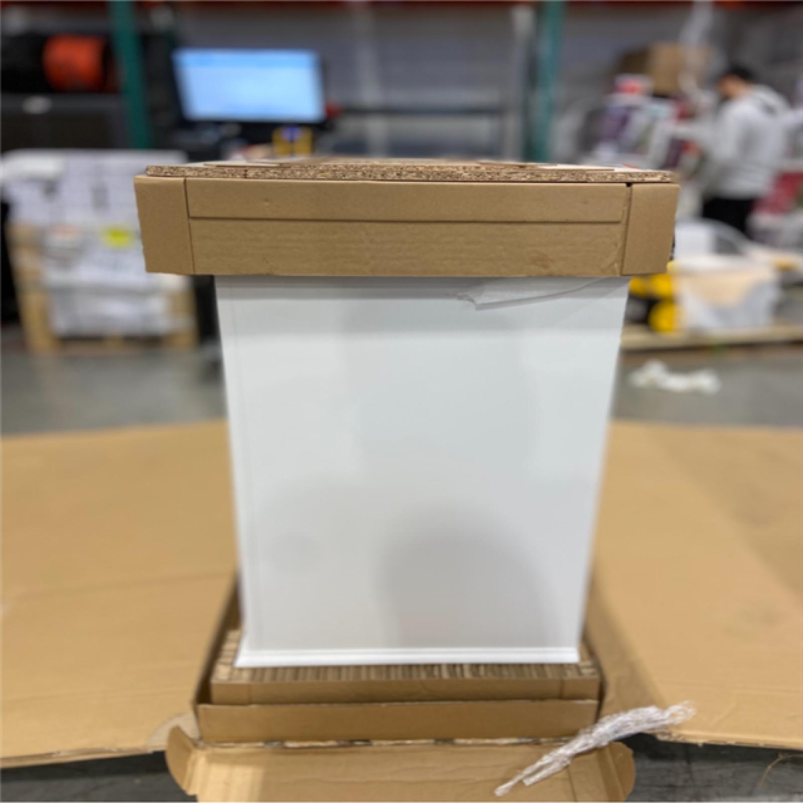 DALLAS LOCATION - Home Decorators Collection Doveton 60 in. Double Sink Freestanding White Bath Vanity with White Engineered Marble Top (Assembled)