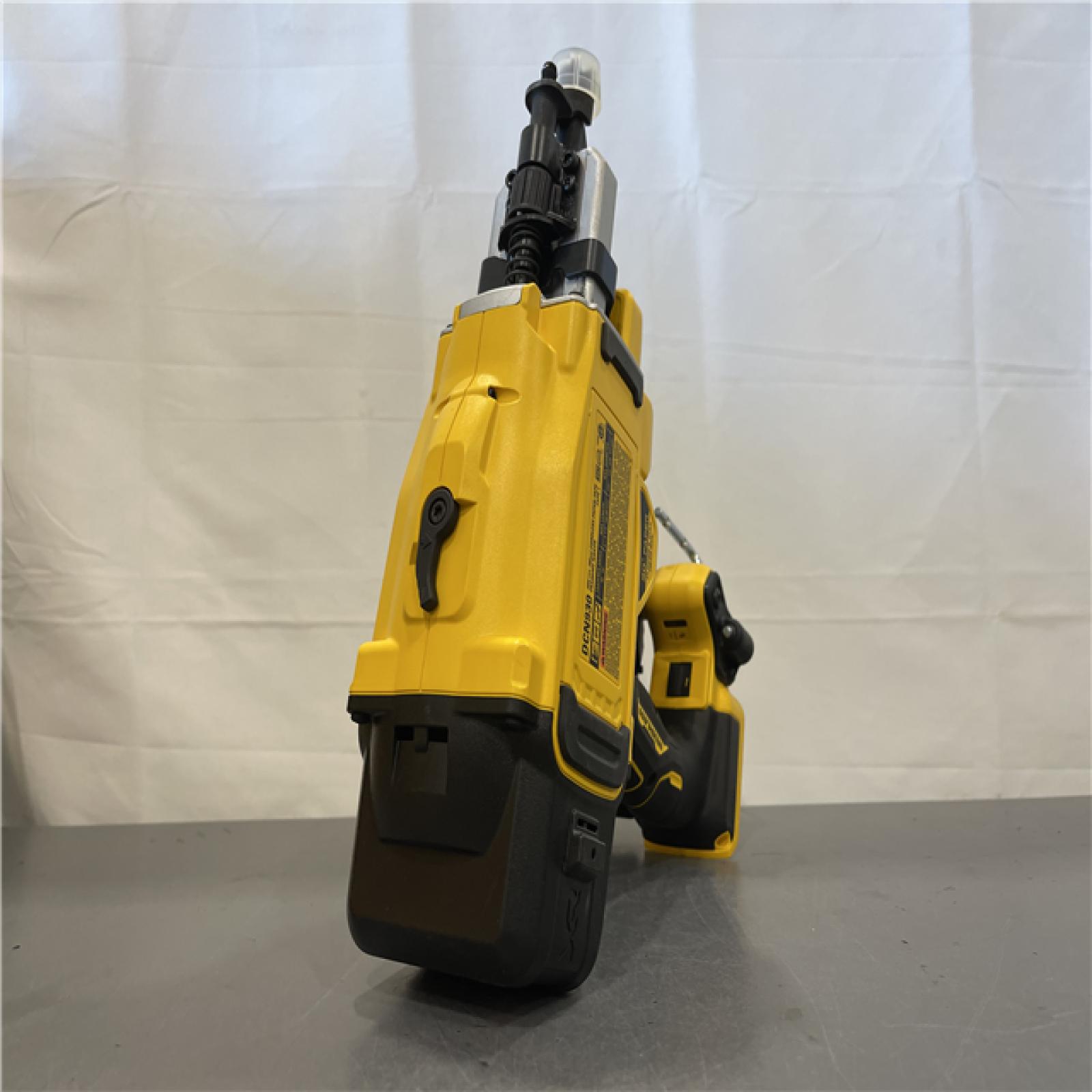 AS-IS - DEWALT 20-Volt 30° Cordless Framing Nailer