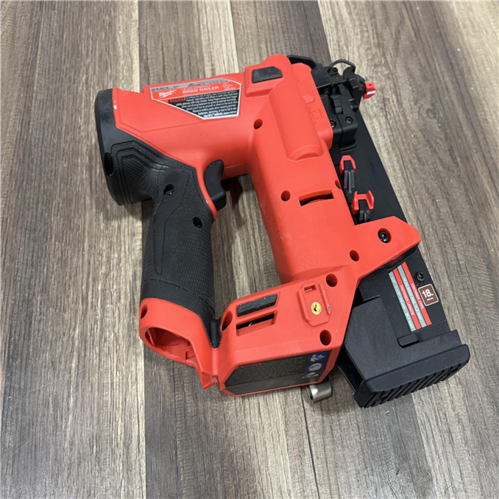 GOOD Milwaukee M12 FUEL 12-Volt Lithium-Ion Brushless Cordless 18-Guage Compact Brad Nailer (Tool Only)