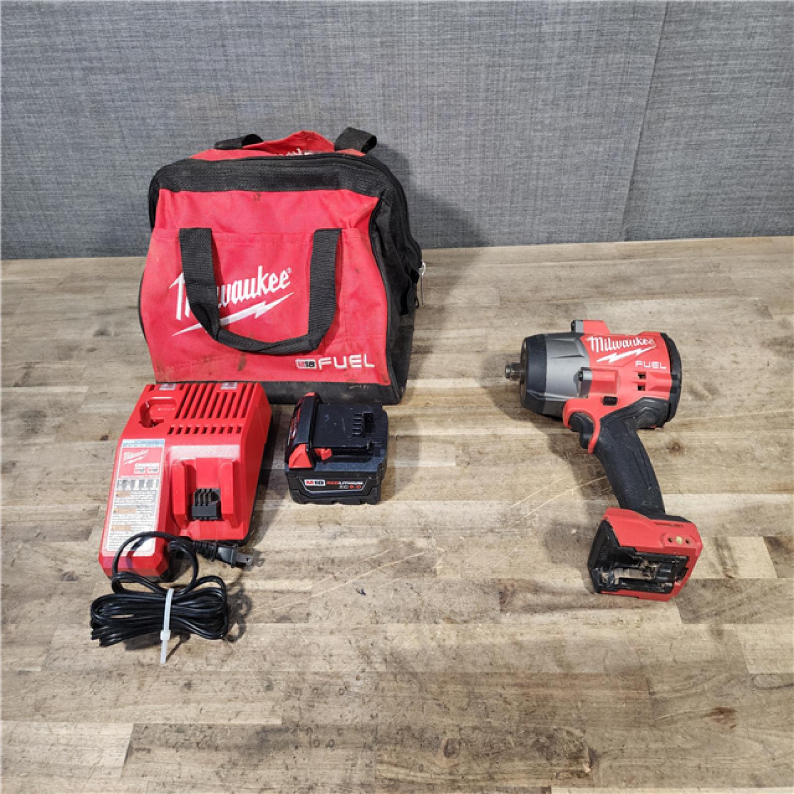 HOUSTON LOCATION - AS-IS Milwaukee FUEL 18V Lithium-Ion Brushless Cordless 1/2 in. Impact Wrench w/Friction Ring Kit