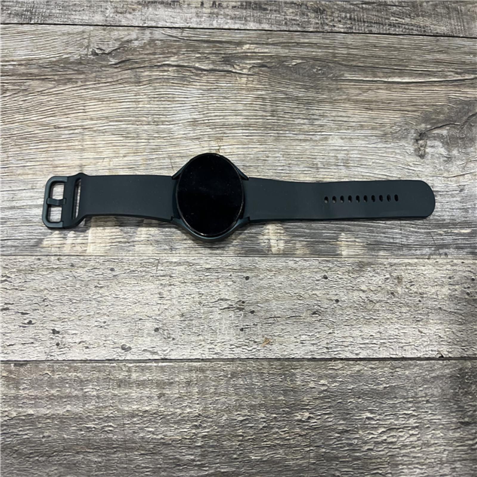 AS-IS Samsung Smart Watch Galaxy Watch 4 44MM - SM-R870